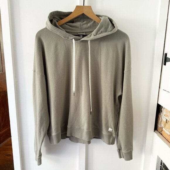 VUORI green Laguna hoodie - Picture 4 of 6